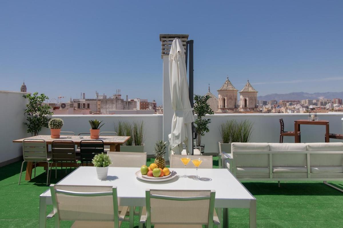 C56 - Studio With Amazing Terrace In The Centre Malaga Exterior photo